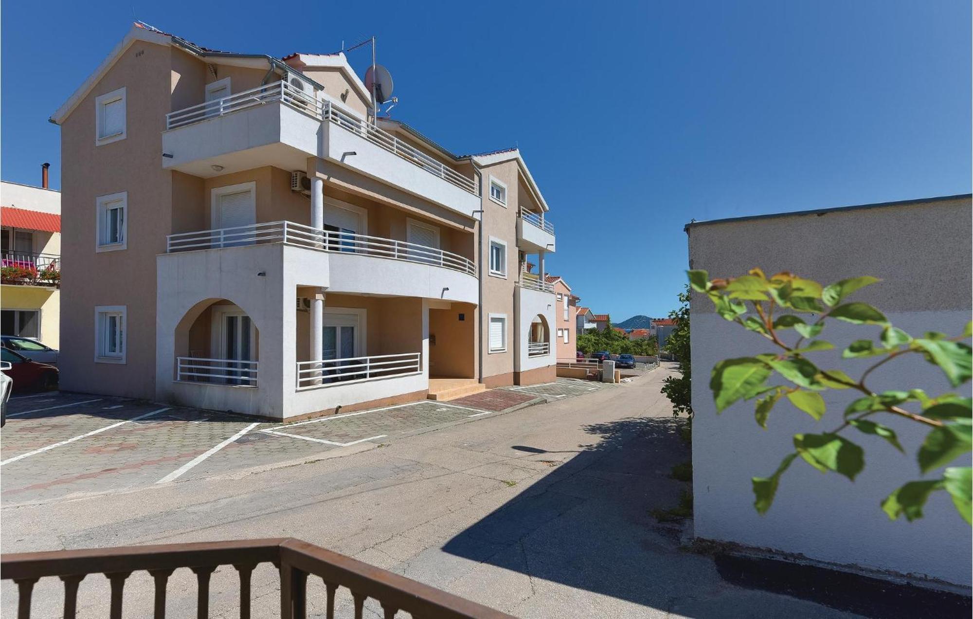 Gorgeous Apartment In Vodice With Kitchen Экстерьер фото